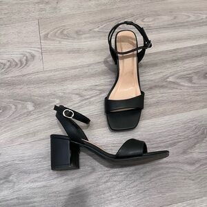 Elegant Black Women's Sandals